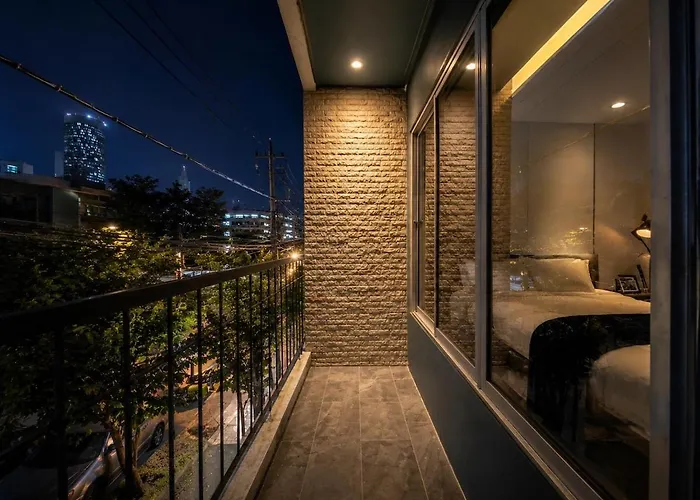 Апартаменты Common Living Iconsiam *