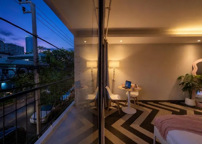 Апартаменты Common Living Iconsiam *